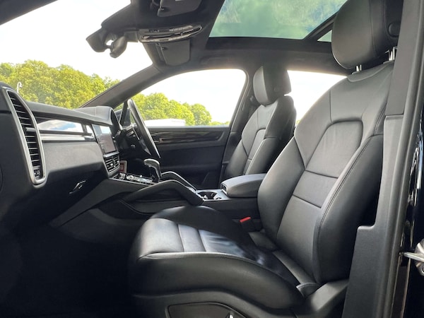 Used Porsche Cayenne 2019 for sale - 74707847: Photo 26