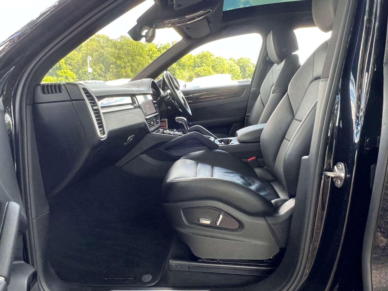 Vehicle 28