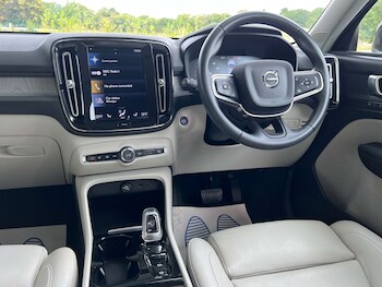 Used Volvo XC40 2021 for sale - 75418381: Photo