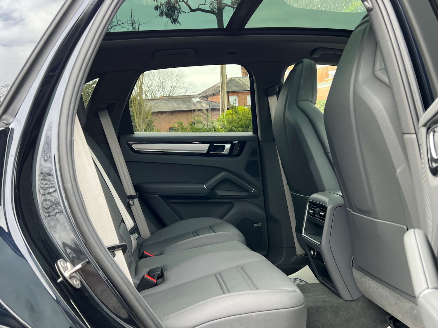 Used Porsche Cayenne 2022 for sale - 77594828: Photo 28