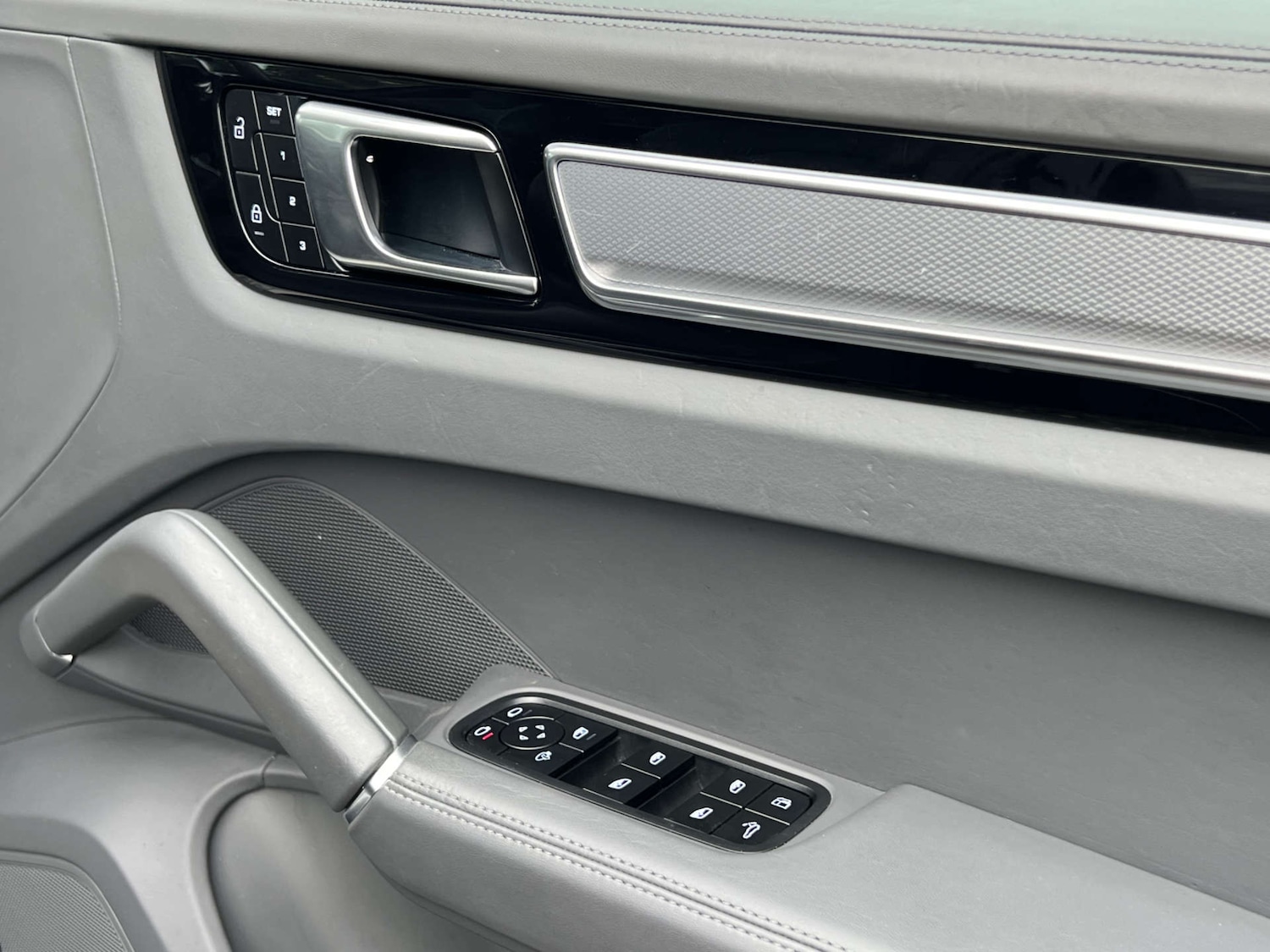 Used Porsche Cayenne 2022 for sale - 77594828: Photo 35