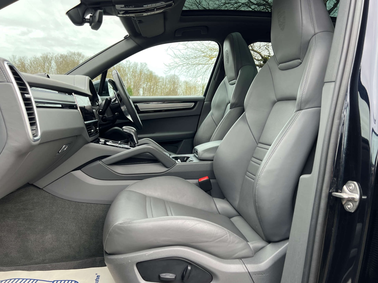 Used Porsche Cayenne 2022 for sale - 77594828: Photo 36