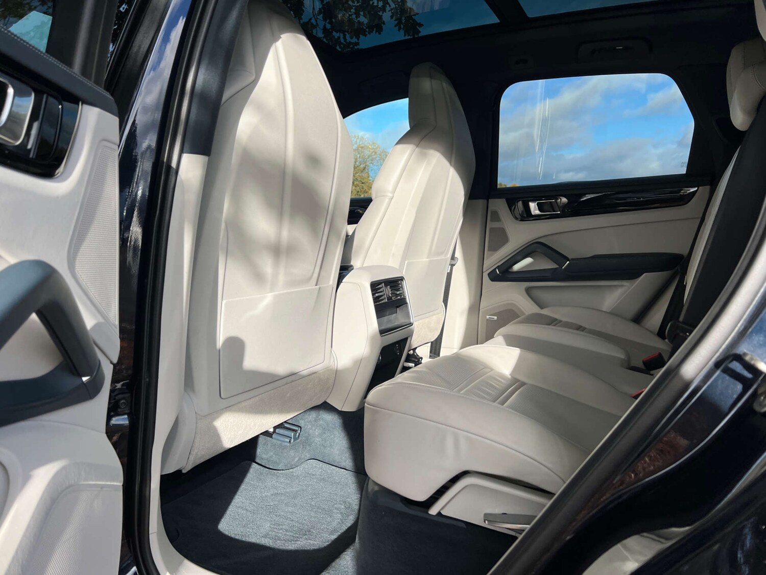 Used Porsche Cayenne 2020 for sale - 76304372: Photo 29