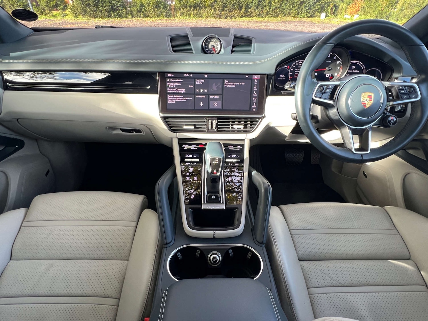 Used Porsche Cayenne 2020 for sale - 76304372: Photo 40