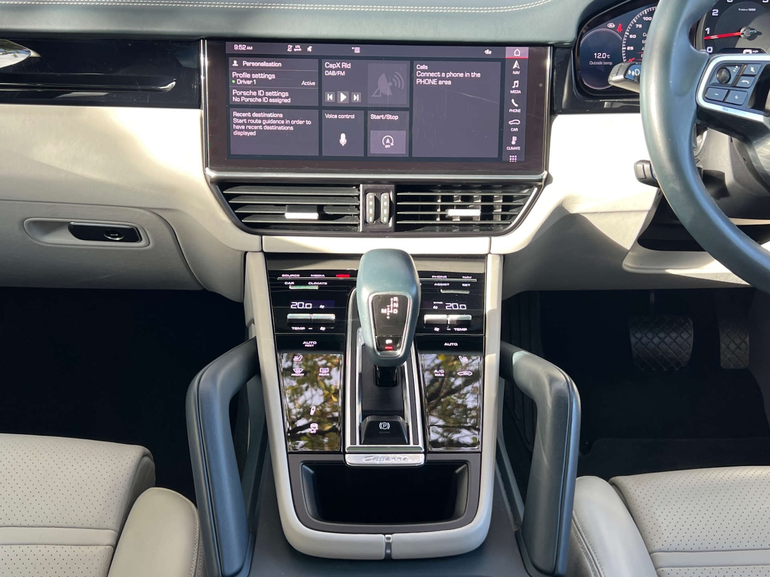 Used Porsche Cayenne 2020 for sale - 76304372: Photo 41