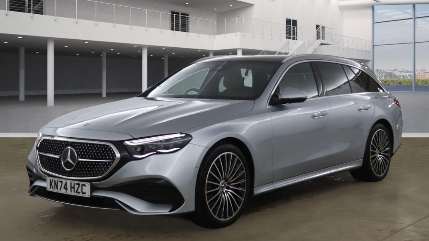 Used Mercedes-Benz E Class 2024 for sale - 76393387: Photo 1