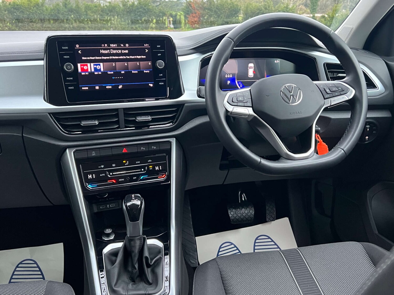 Used Volkswagen T-Roc 2023 for sale - 77022340: Photo 38