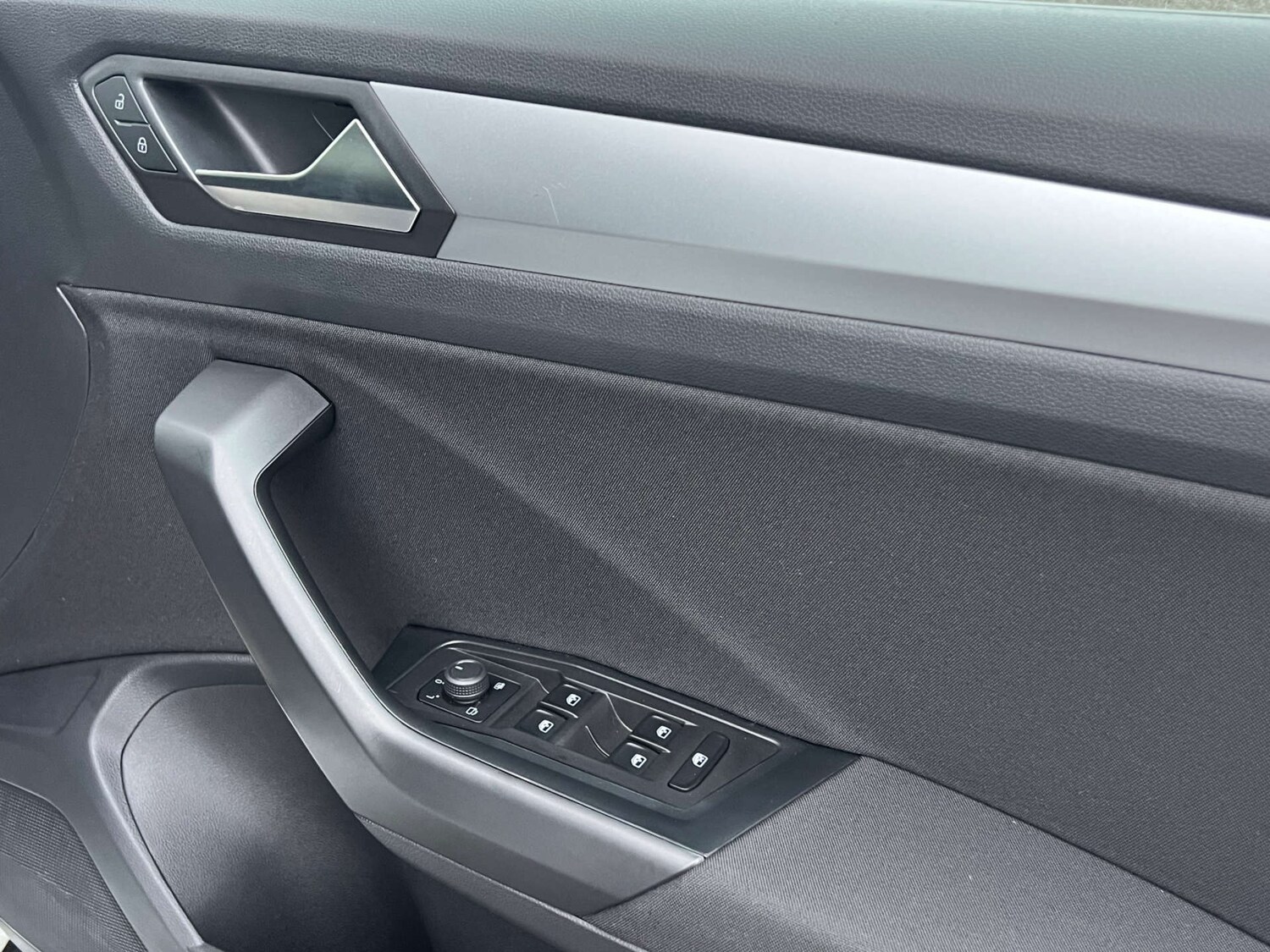 Used Volkswagen T-Roc 2023 for sale - 77022340: Photo 46