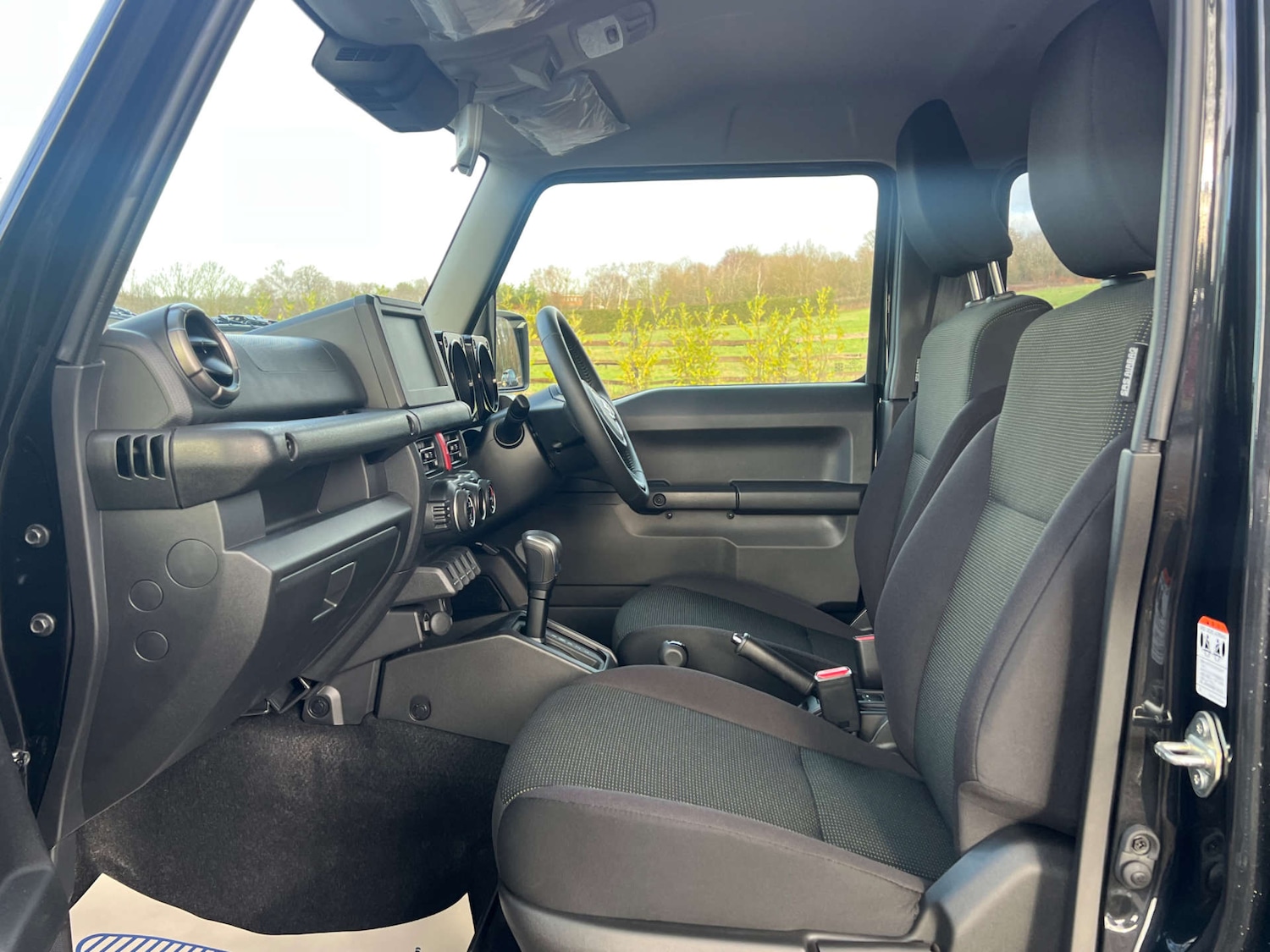 Used Suzuki Jimny 2025 for sale - 77160643: Photo 32