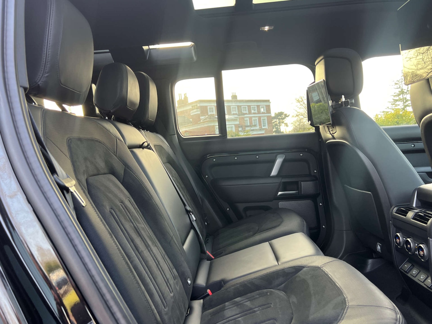 Used Land Rover Defender 2021 for sale - 77778153: Photo 26