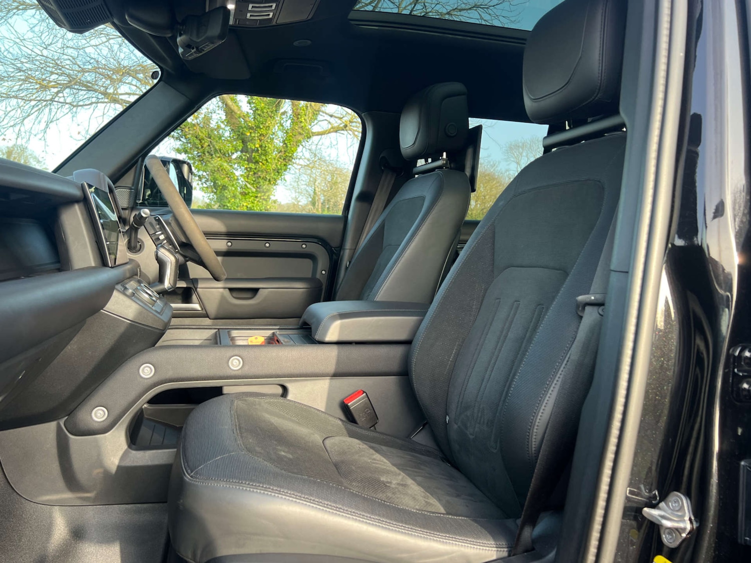 Used Land Rover Defender 2021 for sale - 77778153: Photo 39