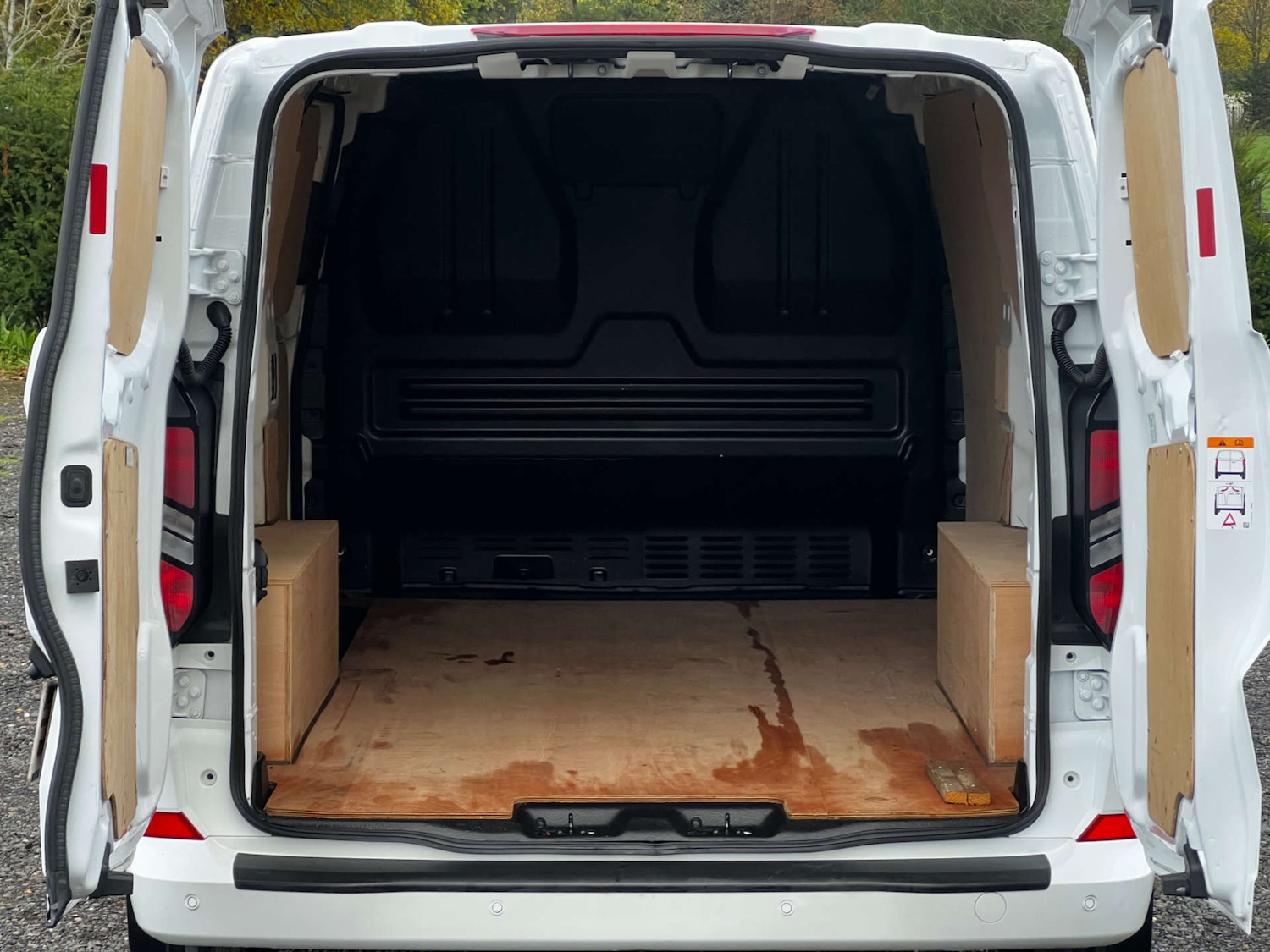 Used Ford Transit Custom 2024 for sale - 76422517: Photo 11