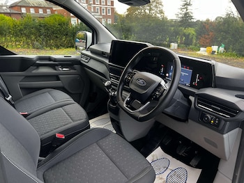 Used Ford Transit Custom 2024 for sale - 76422517: Photo