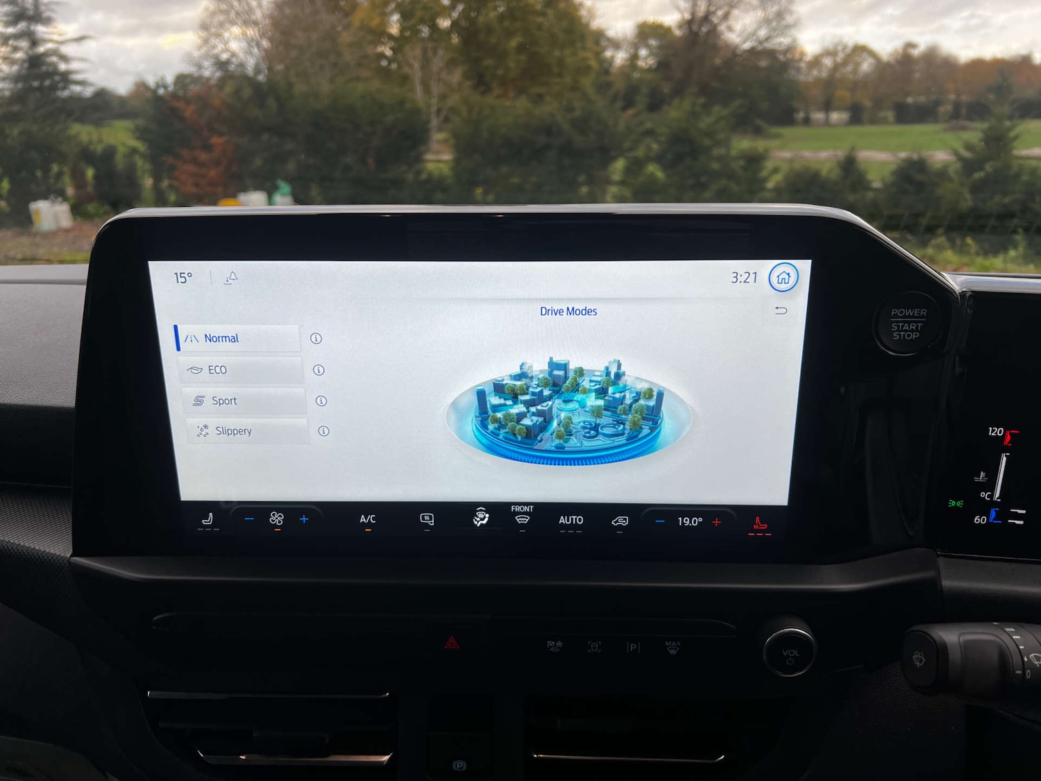 Used Ford Transit Custom 2024 for sale - 76422517: Photo 42