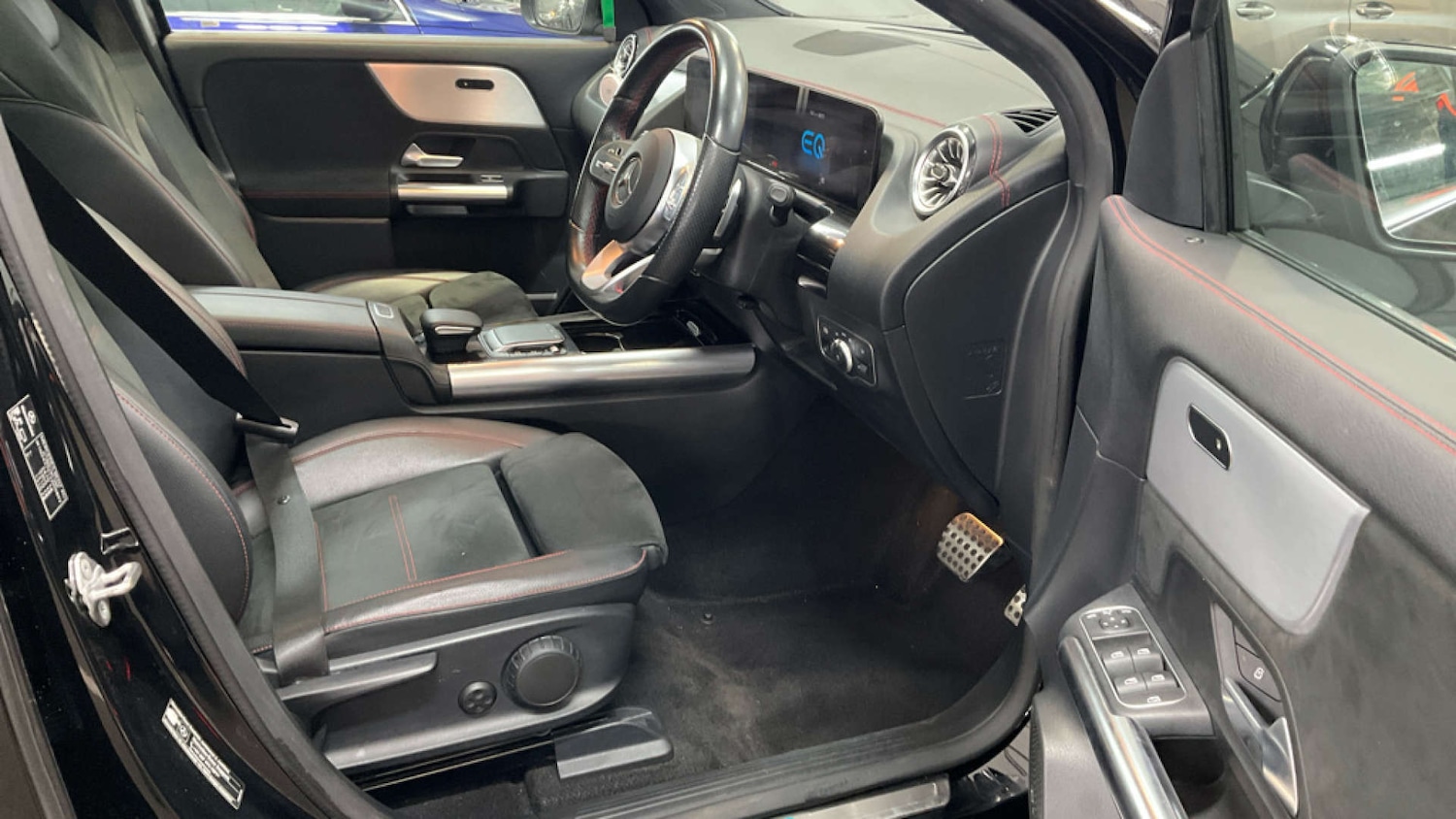 Used Mercedes-Benz EQA 2021 for sale - 76581895: Photo 2