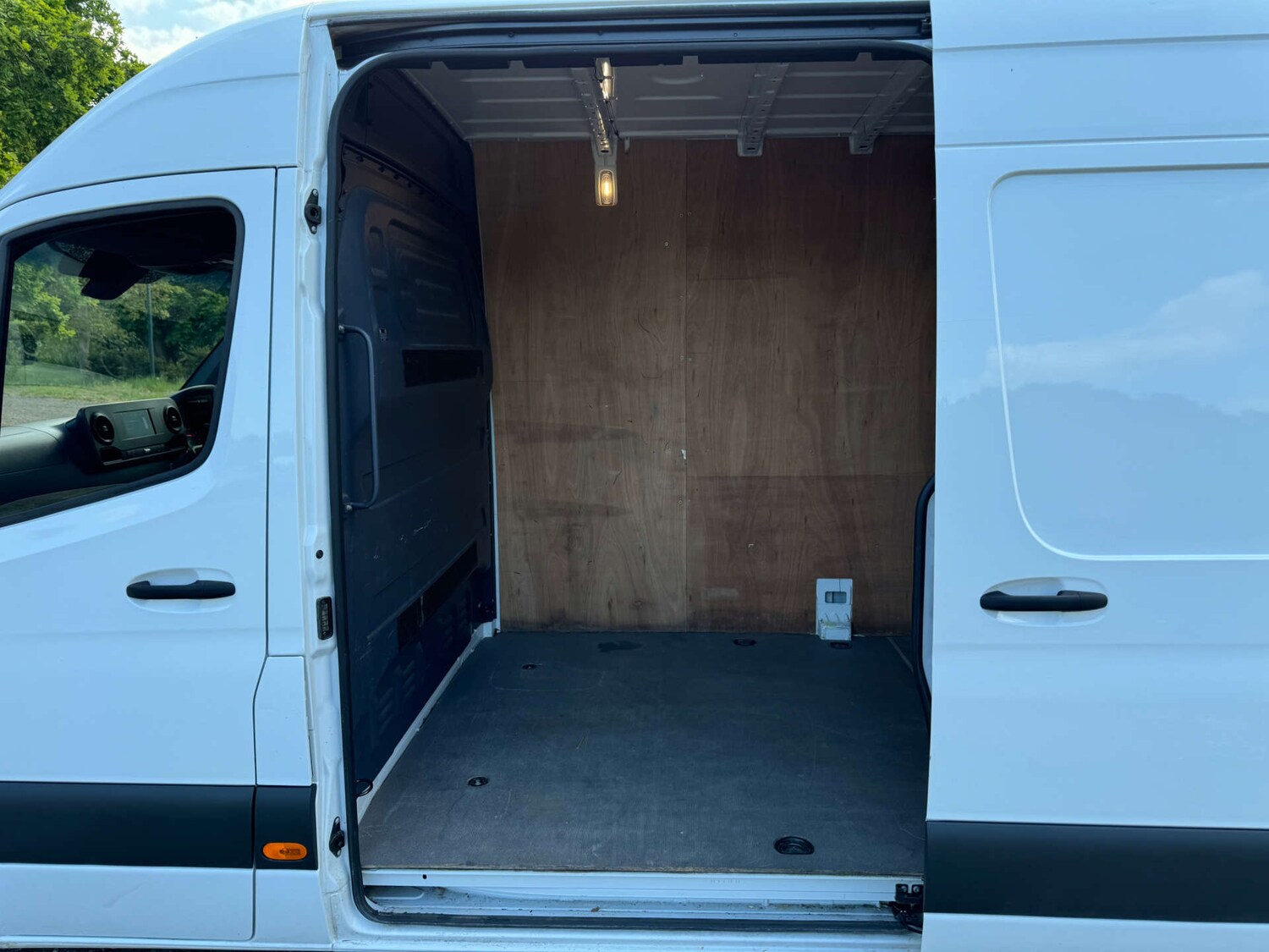 Used Mercedes-Benz Sprinter 2024 for sale - 76277494: Photo 31