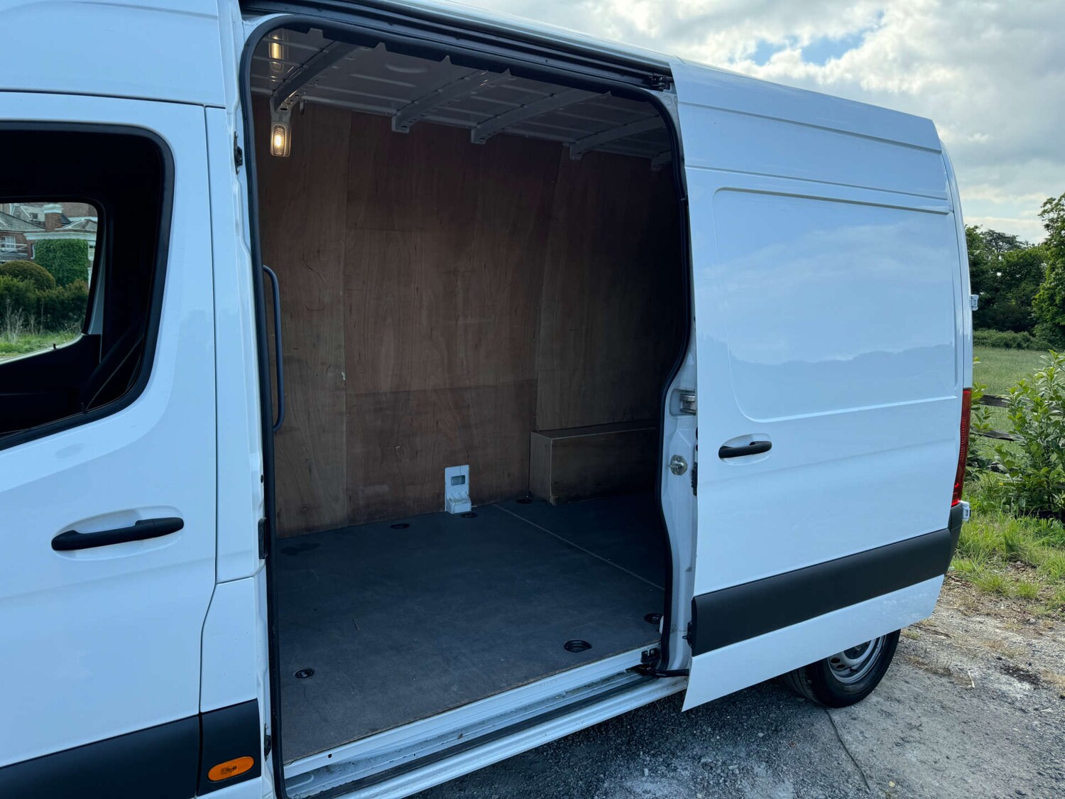 Used Mercedes-Benz Sprinter 2024 for sale - 76277494: Photo 32