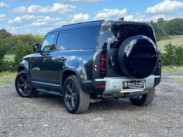 Used Land Rover Defender 2024 for sale - 75130689: Photo 17