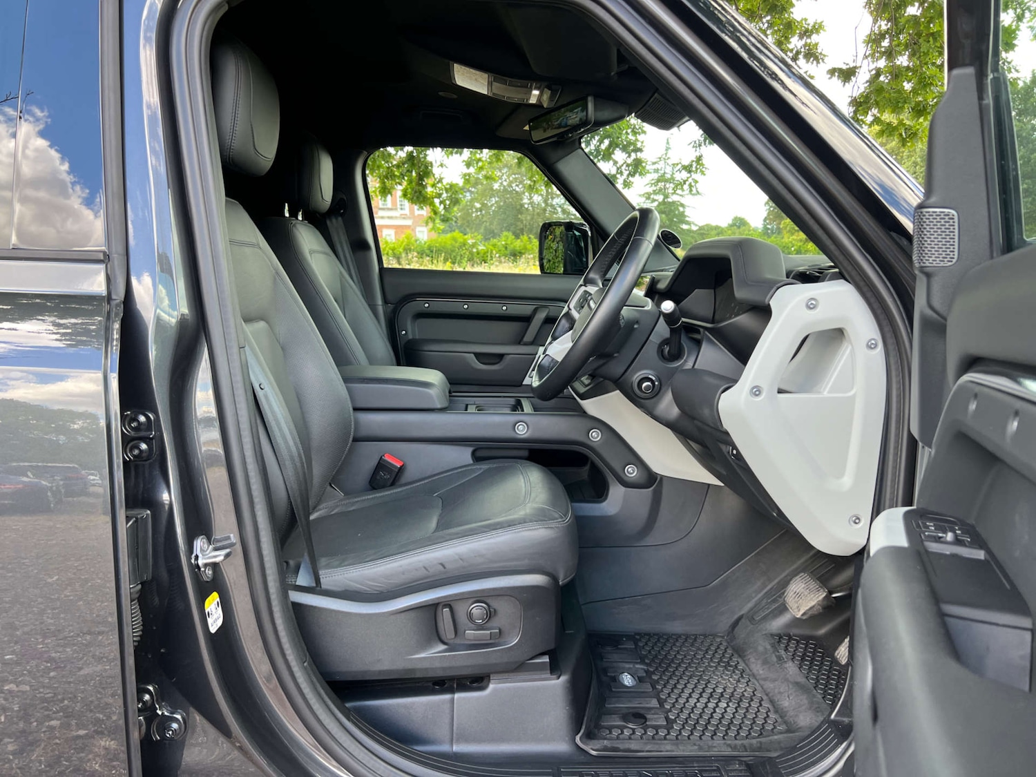 Vehicle 28