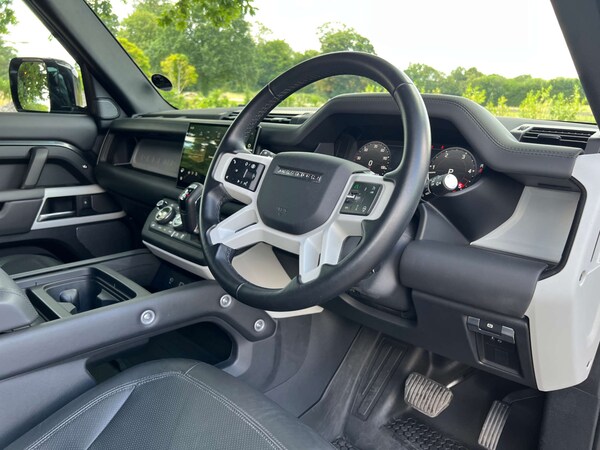 Used Land Rover Defender 2024 for sale - 75130689: Photo 35
