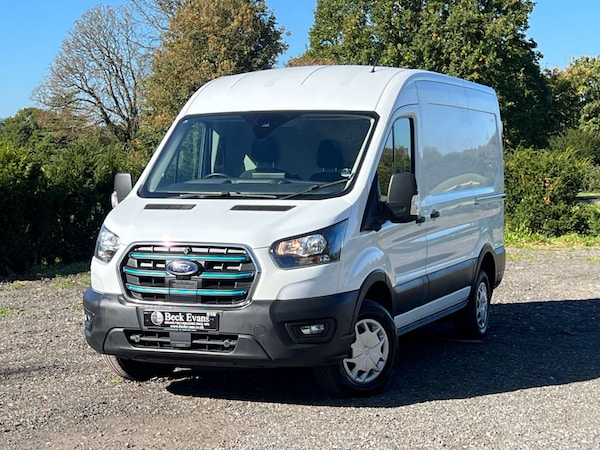 Used Ford E-Transit 2023 for sale - 76118383: Photo 1