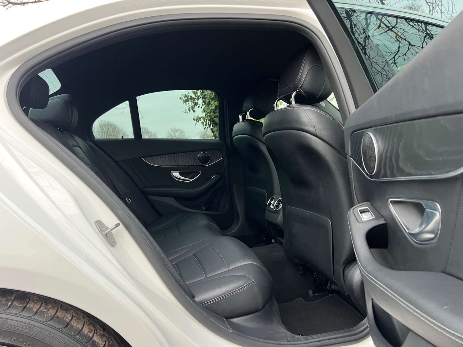 Used Mercedes-Benz C Class 2017 for sale - 77022290: Photo 11