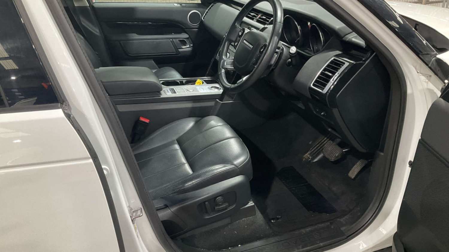Used Land Rover Discovery 2019 for sale - 77877339: Photo 2