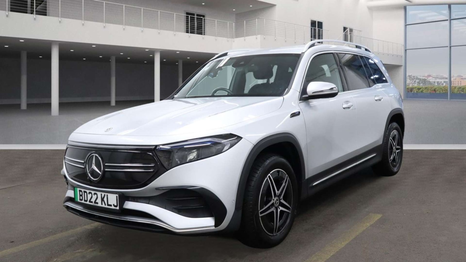 Used Mercedes-Benz EQB 2022 for sale - 76971042: Photo 1