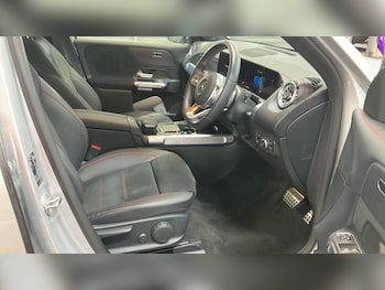 Used Mercedes-Benz EQB 2022 for sale - 76971042: Photo