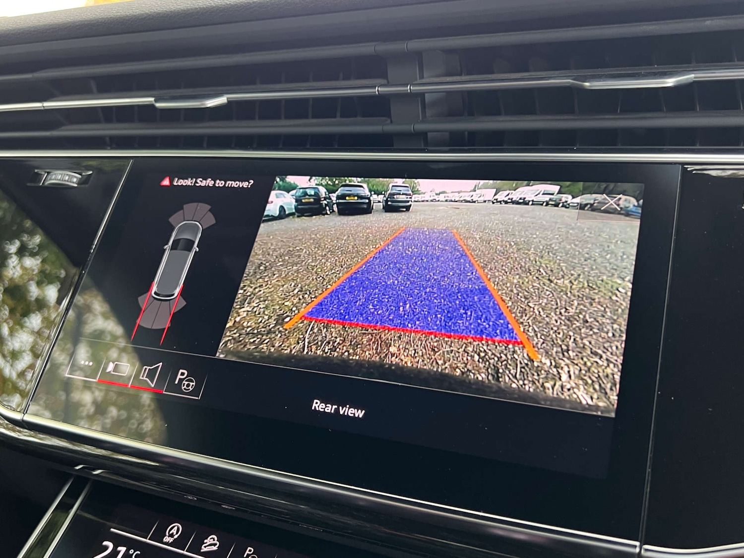 Used Audi Q7 2022 for sale - 76367333: Photo 17