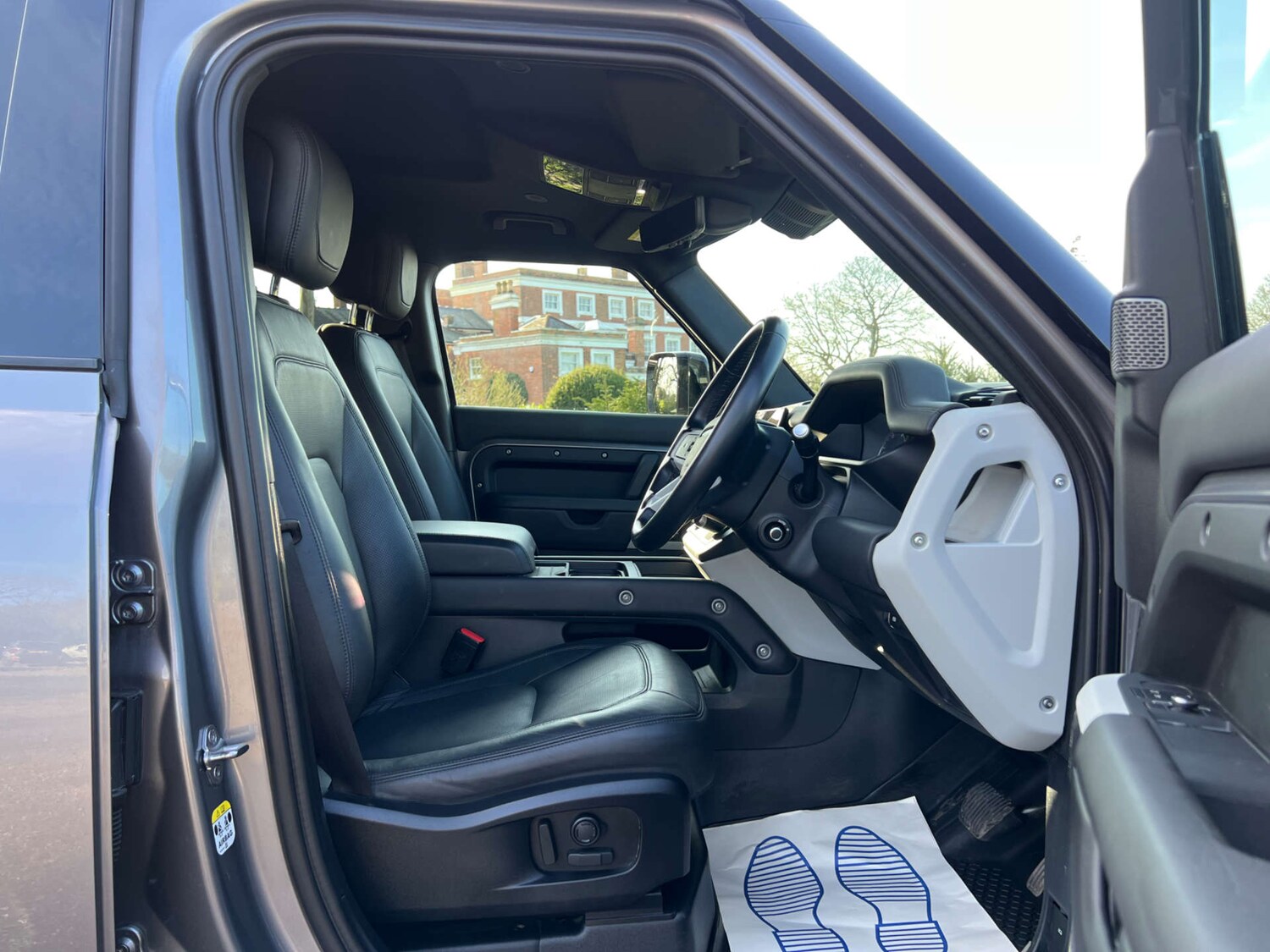 Used Land Rover Defender 2023 for sale - 77734942: Photo 31