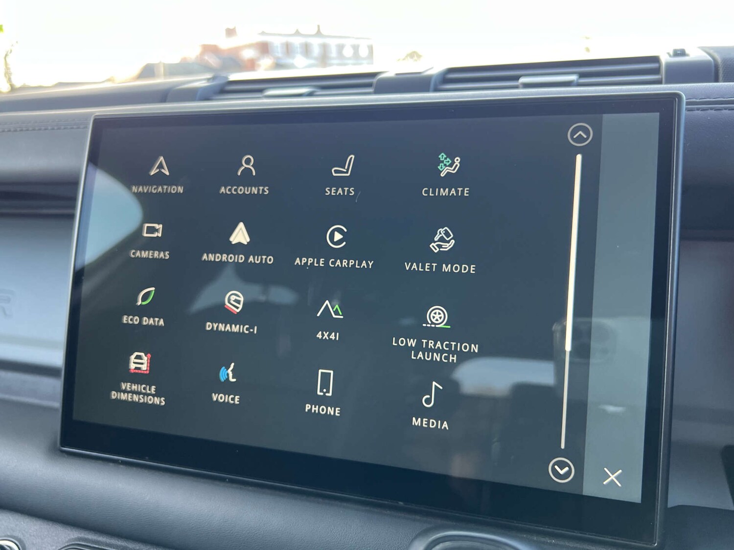 Used Land Rover Defender 2023 for sale - 77734942: Photo 46