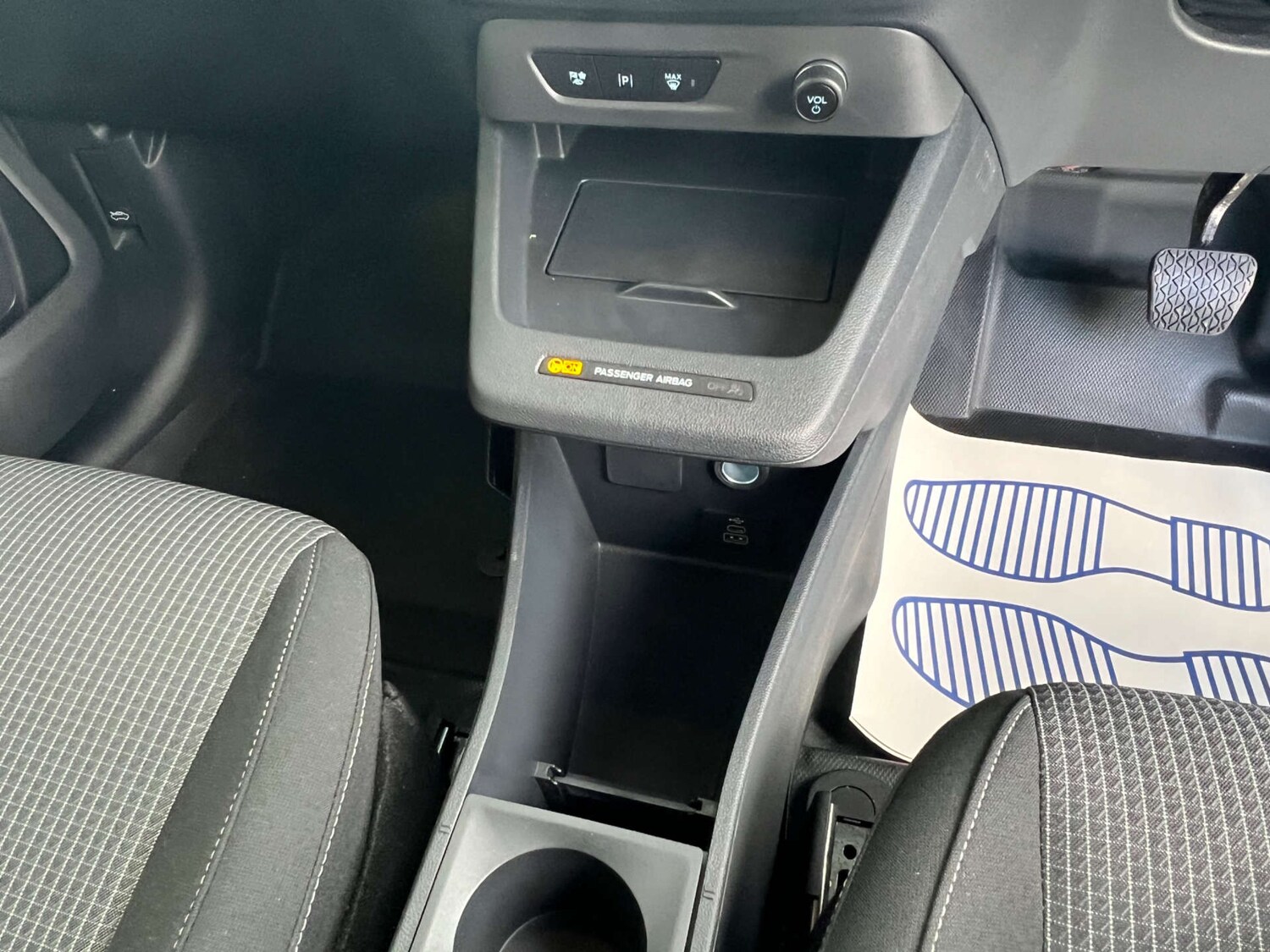 Used Ford E-Transit Courier 2025 for sale - 76340755: Photo 45