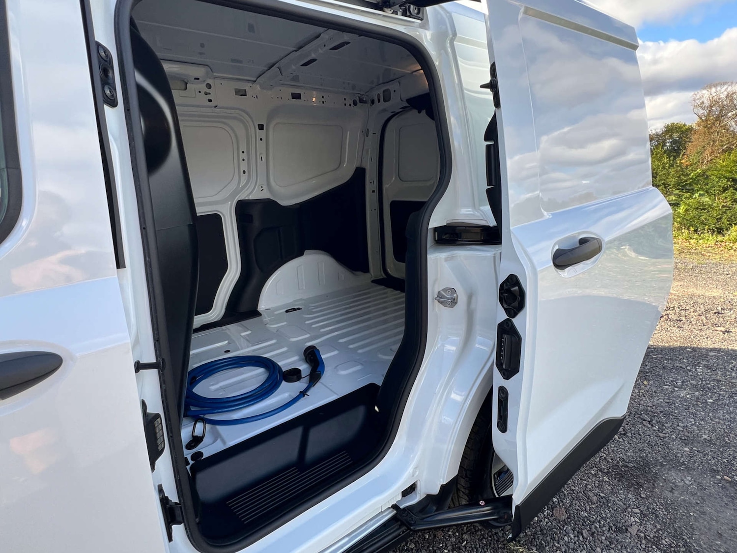 Used Ford E-Transit Courier 2025 for sale - 76340755: Photo 8