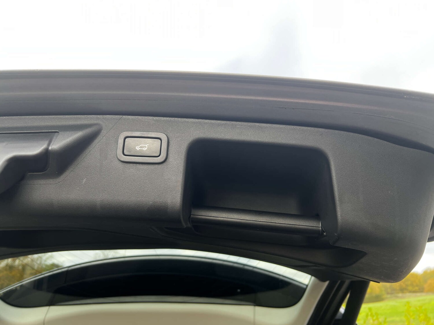 Used Land Rover Discovery Sport 2017 for sale - 76625872: Photo 20