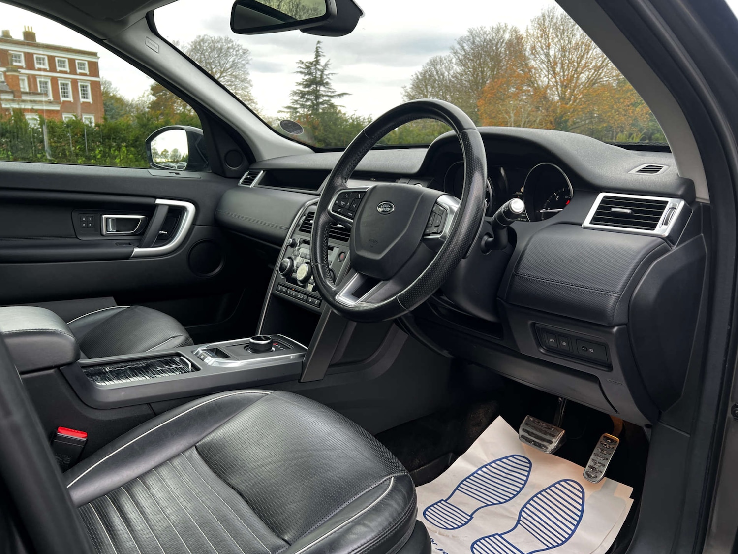 Used Land Rover Discovery Sport 2017 for sale - 76625872: Photo 29