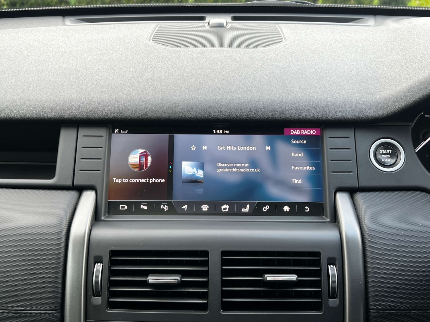 Used Land Rover Discovery Sport 2017 for sale - 76625872: Photo 44