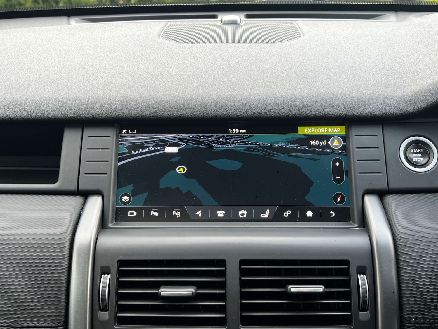 Used Land Rover Discovery Sport 2017 for sale - 76625872: Photo 7