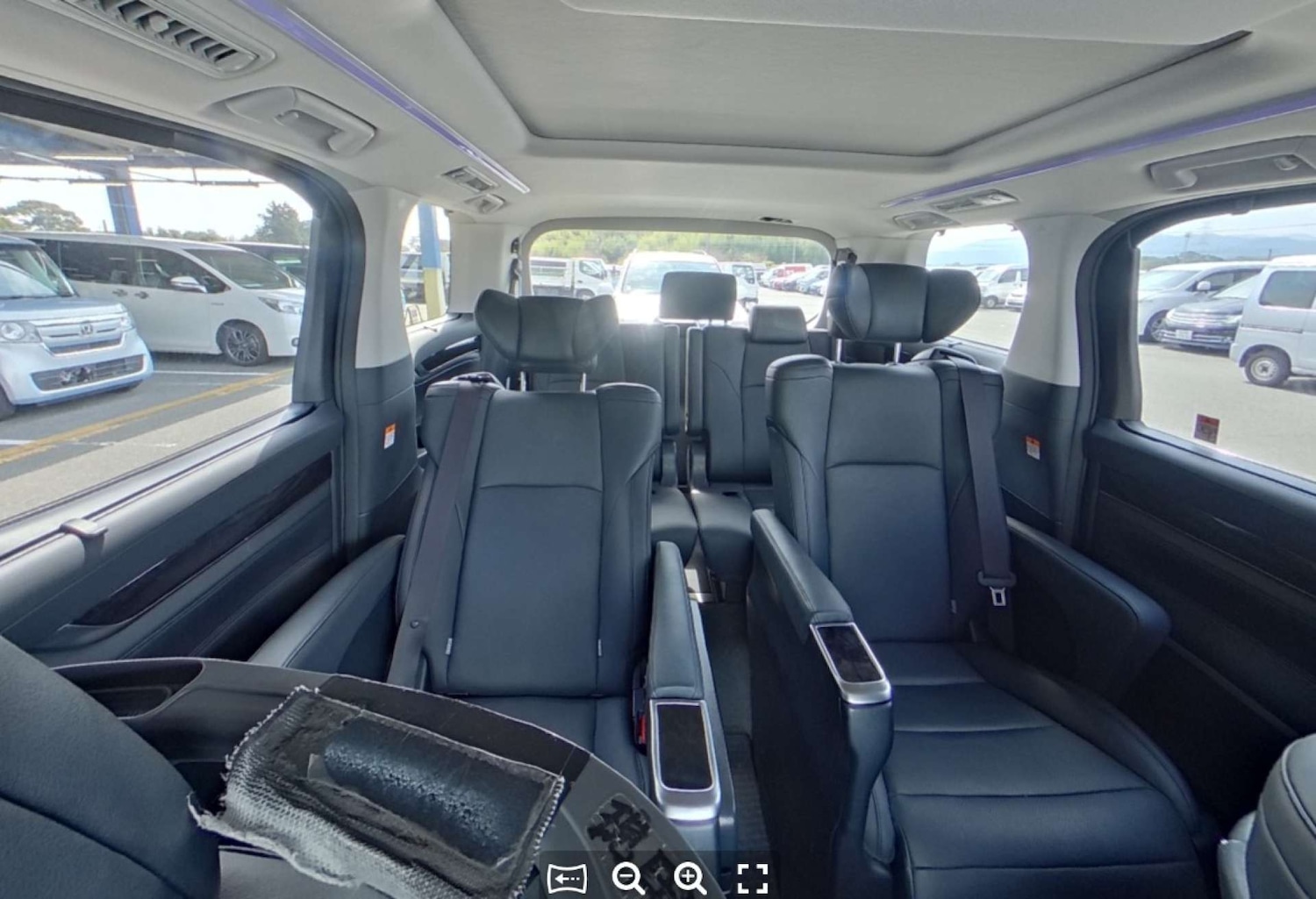 Used Toyota Alphard 2023 for sale - 78172526: Photo 4