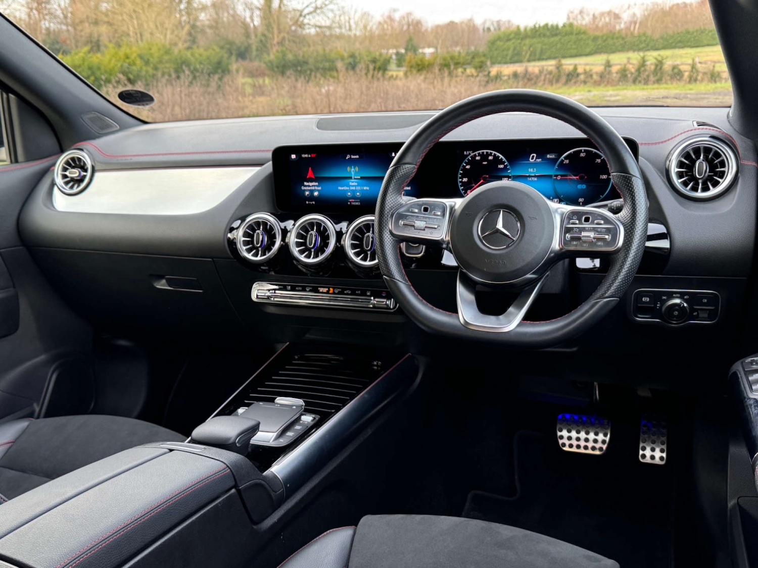 Used Mercedes-Benz EQA 2021 for sale - 76713384: Photo 2