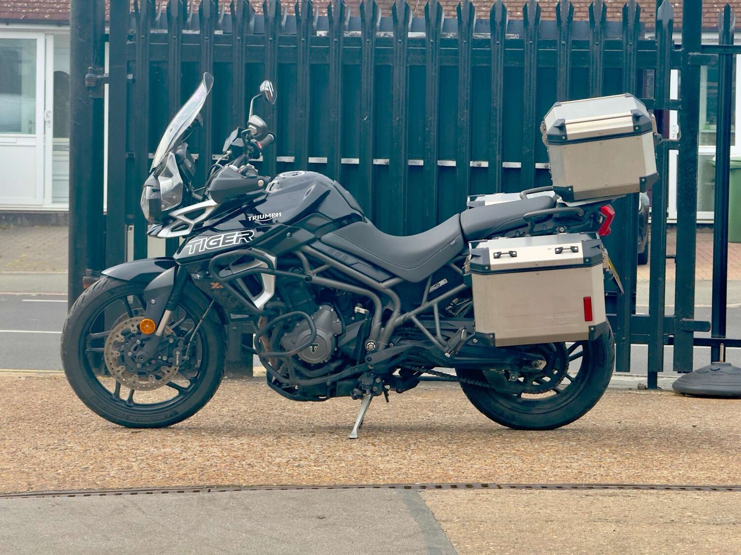 Used Triumph Tiger 800 2018 for sale - 78733871: Photo 2