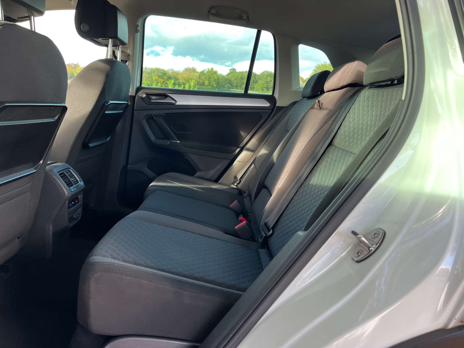 Used Volkswagen Tiguan 2016 for sale - 76301961: Photo 32