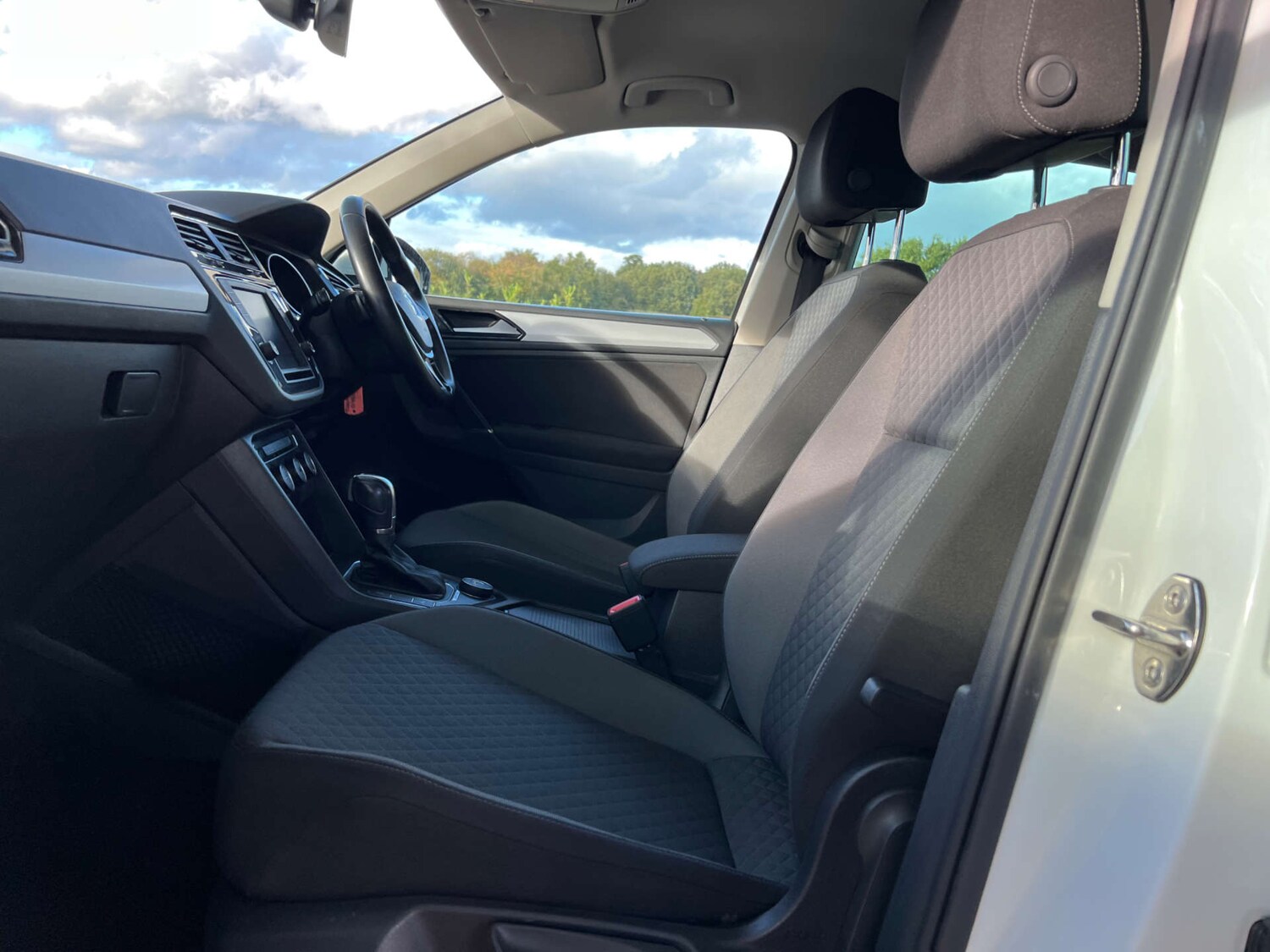 Used Volkswagen Tiguan 2016 for sale - 76301961: Photo 39