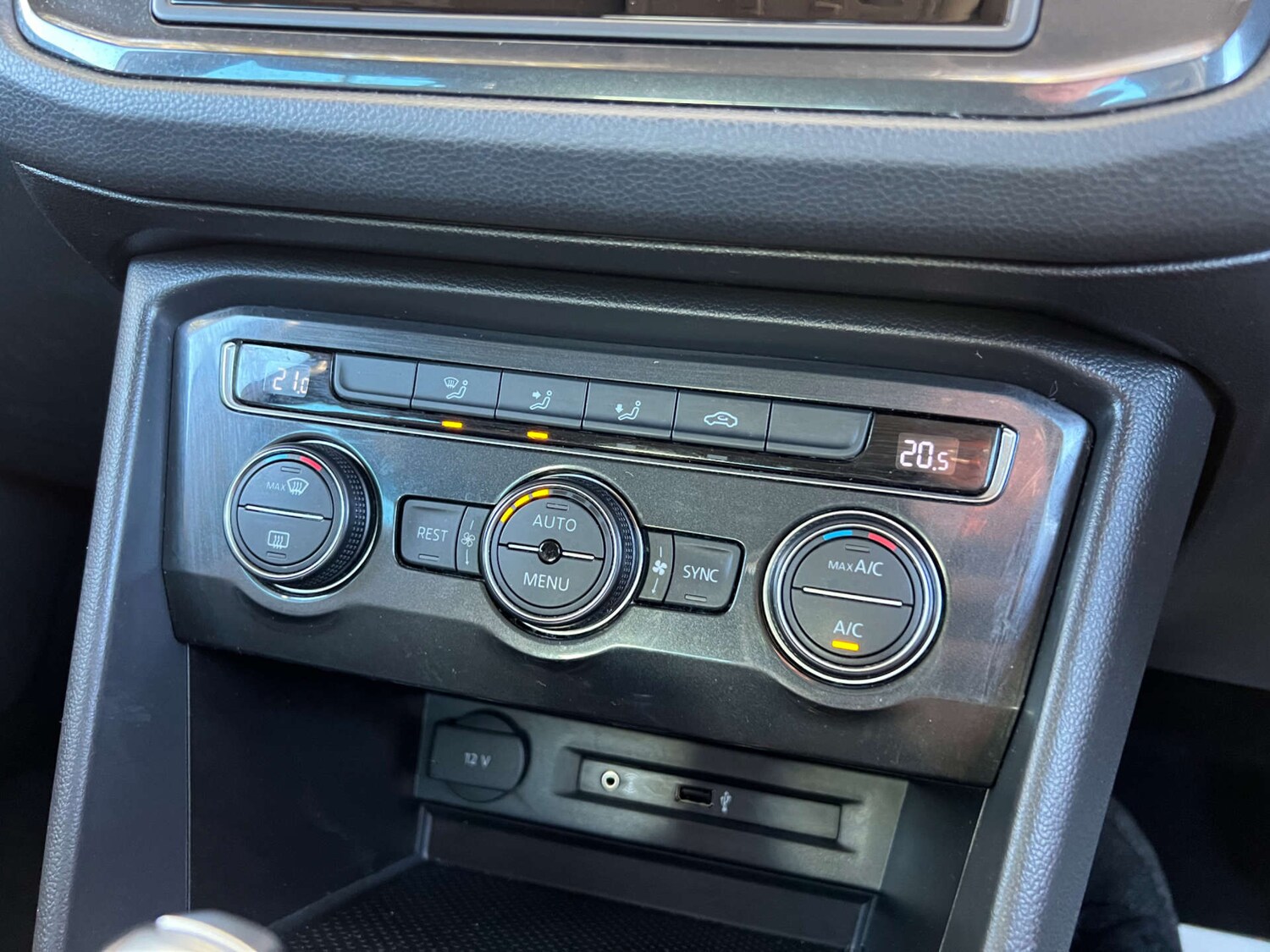 Used Volkswagen Tiguan 2016 for sale - 76301961: Photo 48