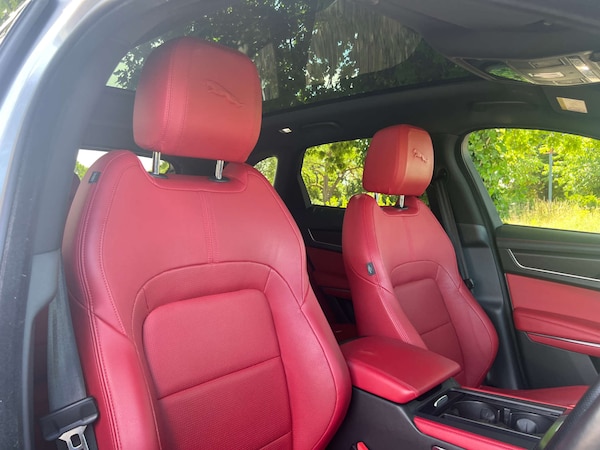 Used Jaguar F-Pace 2022 for sale - 76285150: Photo 4