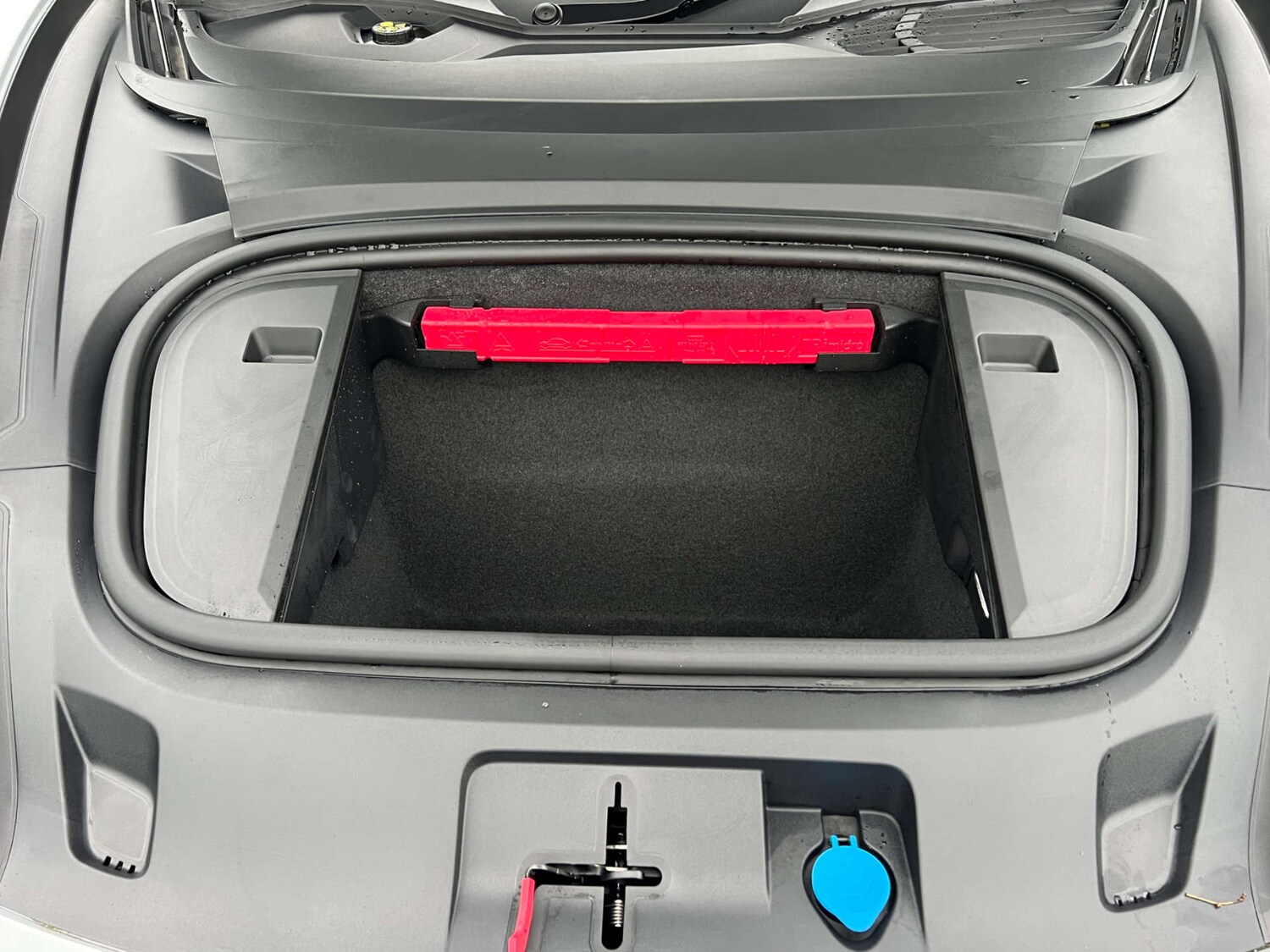 Used Porsche Taycan 2024 for sale - 77262727: Photo 19