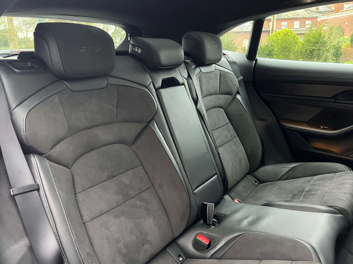 Used Porsche Taycan 2024 for sale - 77262727: Photo 35