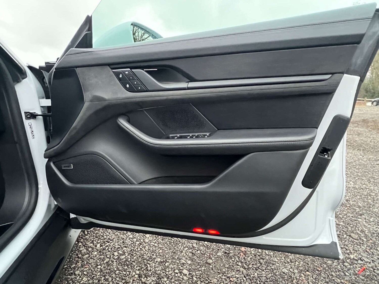 Used Porsche Taycan 2024 for sale - 77262727: Photo 37