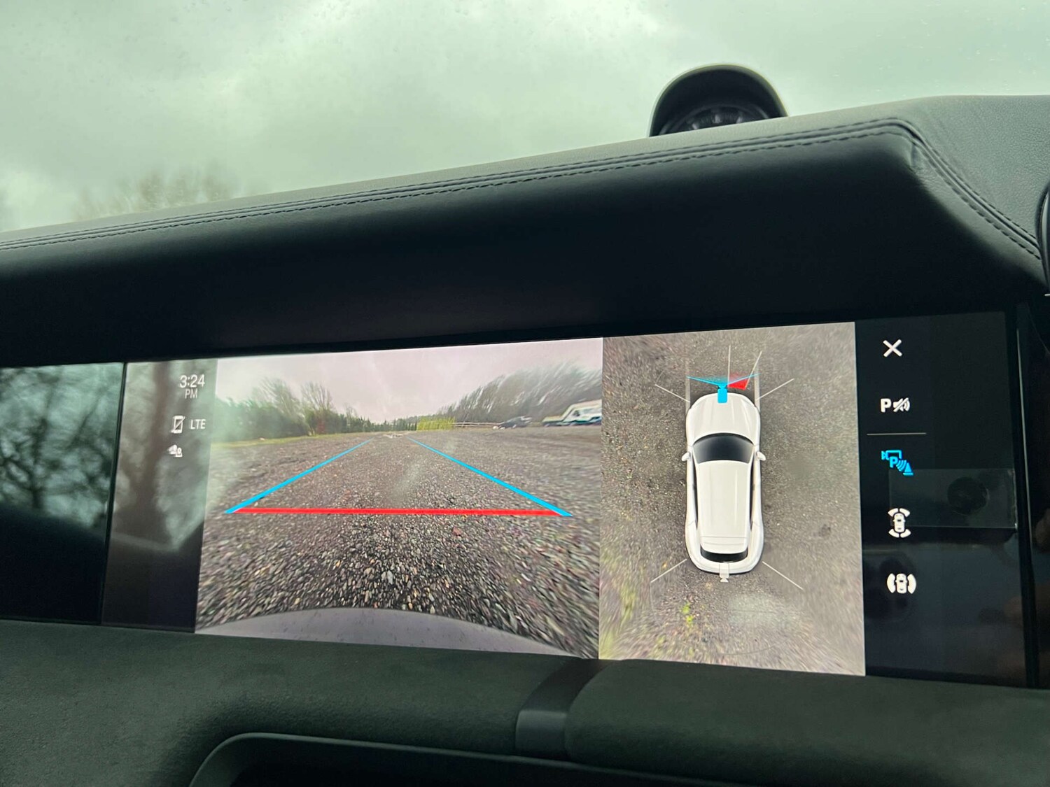 Used Porsche Taycan 2024 for sale - 77262727: Photo 38