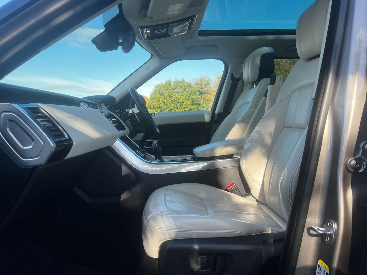 Used Land Rover Range Rover Sport 2021 for sale - 76218651: Photo 32